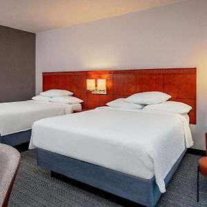 Queen Room Mobility accessible
